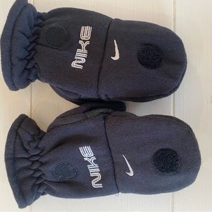 Nike convertible mittens (Size 4-7)